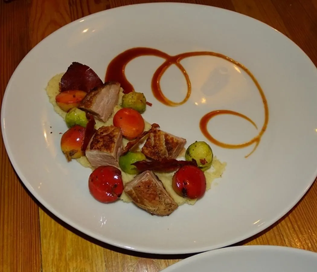 Le Sareymond Bed & Breakfast Menee France